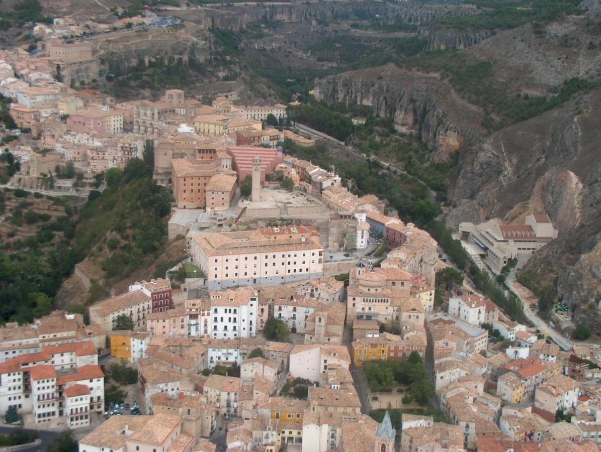 Alojamiento Cerro Socorro Cuenca  Luaran gambar